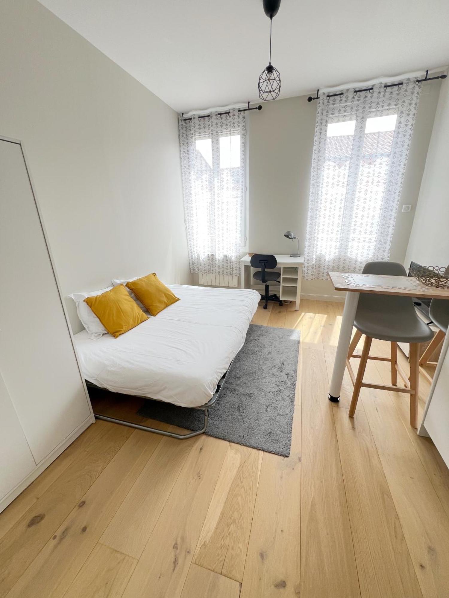 Le Petit Robert - Centre - Calme Toulouse